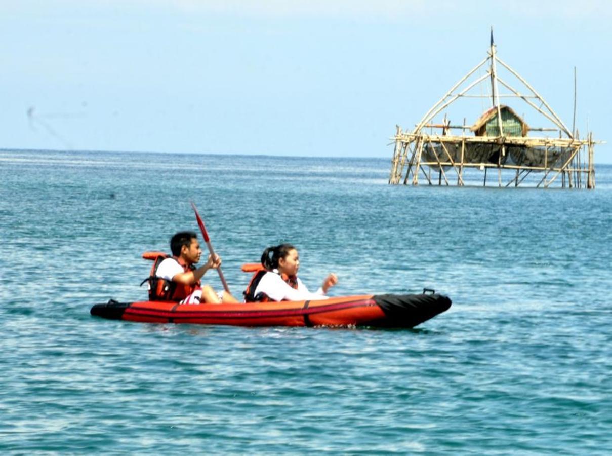 Turtle Beach Hotel Ujunggenteng Luaran gambar