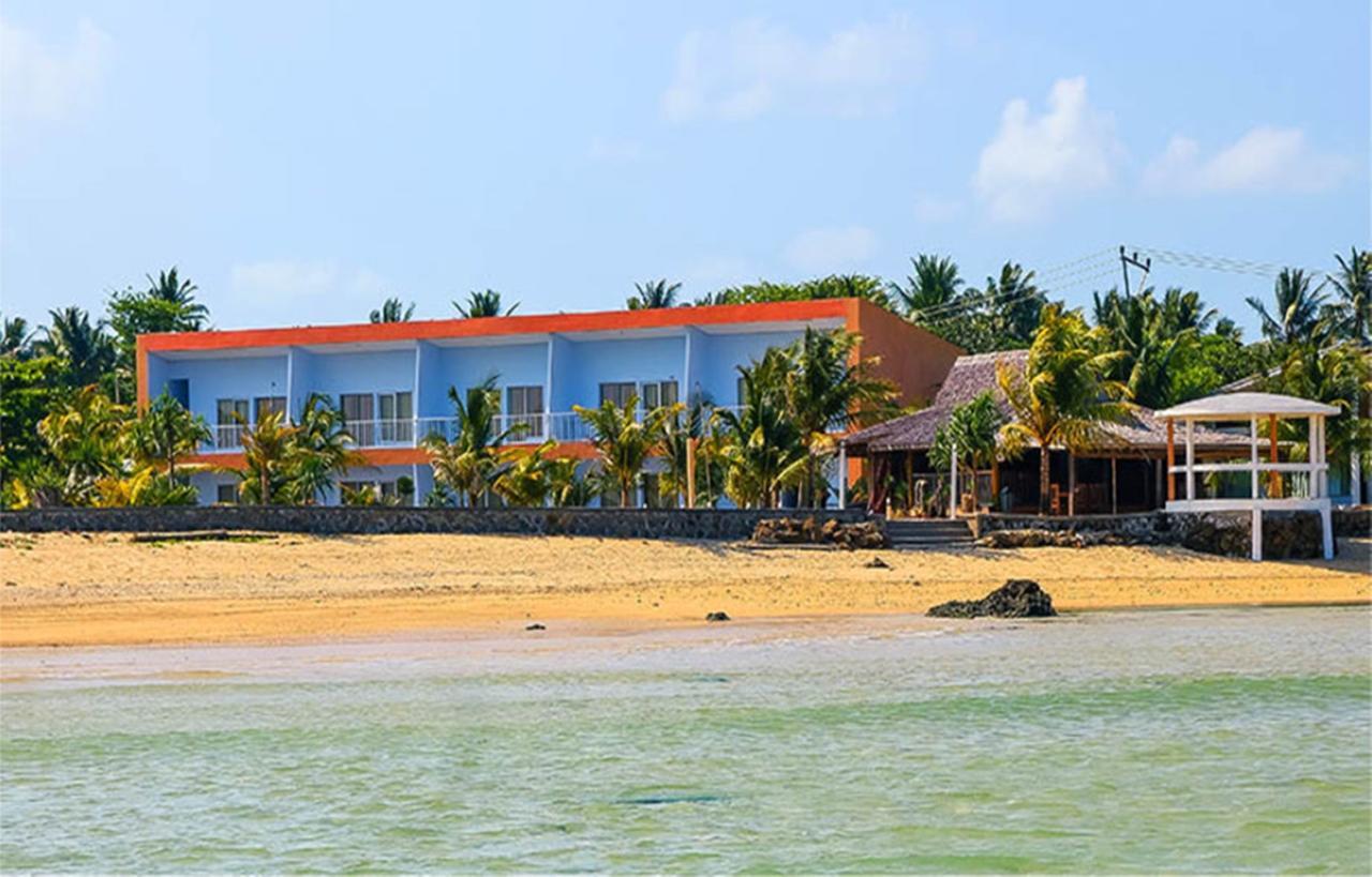 Turtle Beach Hotel Ujunggenteng Luaran gambar