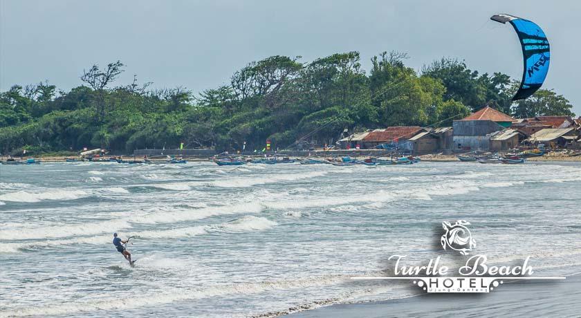 Turtle Beach Hotel Ujunggenteng Luaran gambar